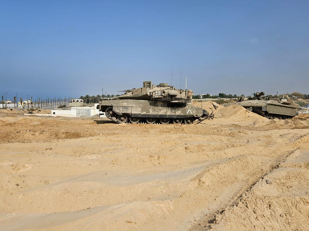 Ισραηλινά τανκς στα περίχωρα της Γάζας – Σε πλήρη εξέλιξη η δεύτερη φάση του πολέμου