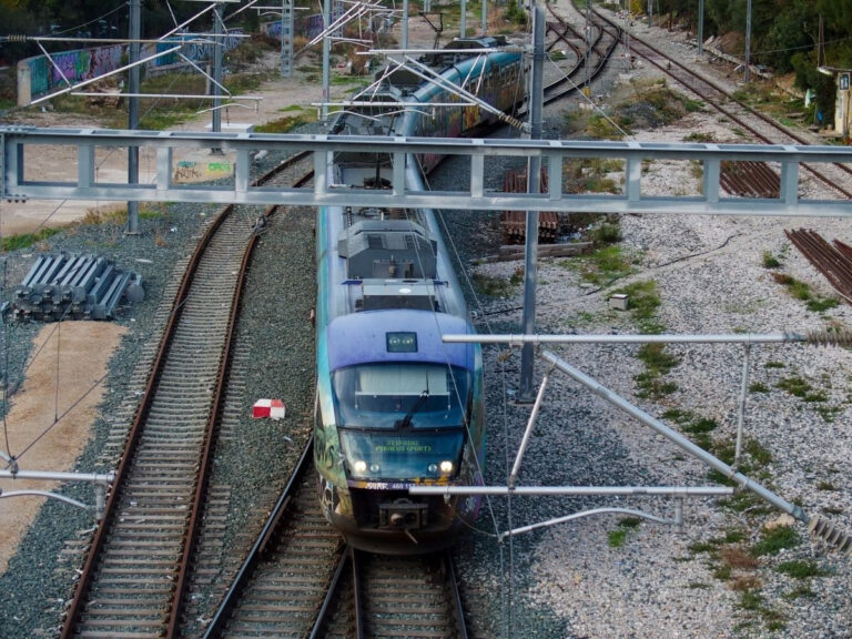 Καταργούνται μερικώς δρομολόγια του προαστιακού στο τμήμα Κορωπί-Αεροδρόμιο-Κορωπί