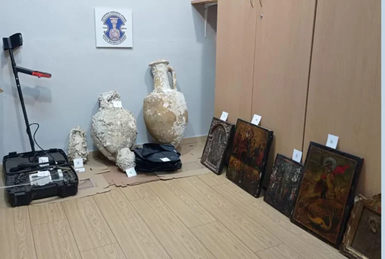Συνελήφθησαν 2 άτομα στα Ιωάννινα για κατοχή αρχαιοτήτων