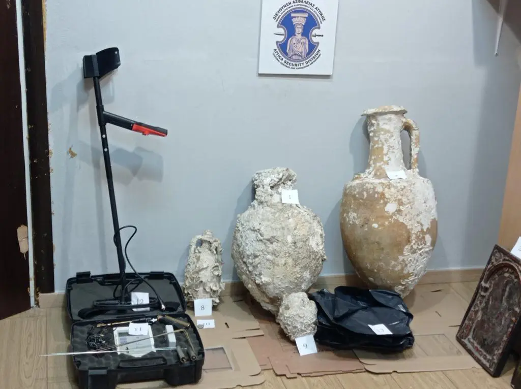 Συνελήφθησαν 2 άτομα στα Ιωάννινα για κατοχή αρχαιοτήτων