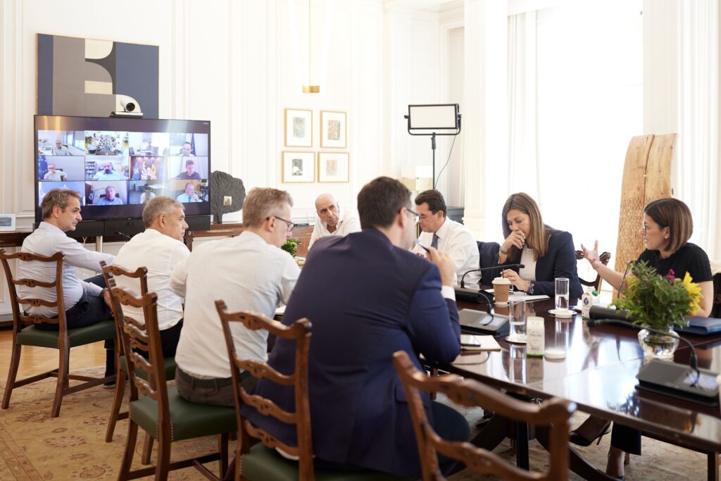 Θεσσαλία: Τηλεδιάσκεψη Mητσοτάκη – Αγοραστού με το Συντονιστικό για την πορεία των έργων αποκατάστασης και των αποζημιώσεων