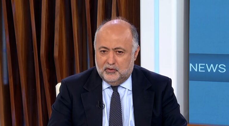 Δ. Τσιόδρας για υποκλοπές: Η υπόθεση είναι στη Δικαιοσύνη η οποία τη διερευνά – Πώς κλείστηκε το ραντεβού του Στ. Κασσελάκη με τον πρωθυπουργό