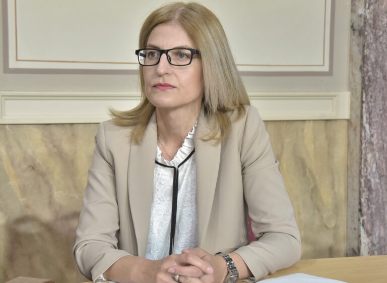Δ. Αυγέρη: Η πορεία του ΣΥΡΙΖΑ δεν είναι «ταγκό για δύο», είναι χορός κυκλικός που αγκαλιάζει τα χιλιάδες μέλη