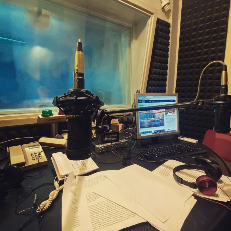 Η εκλογική βραδιά στο ραδιόφωνο της ΕΡΤ Καλαμάτας