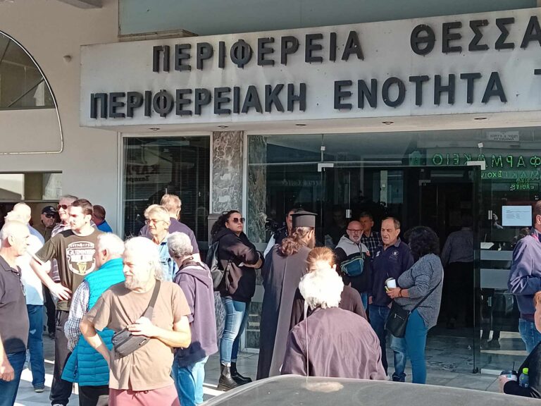 Τρίκαλα: Νέα διαμαρτυρία από πλημμυροπαθείς Μεγαλοκαλυβιώτες
