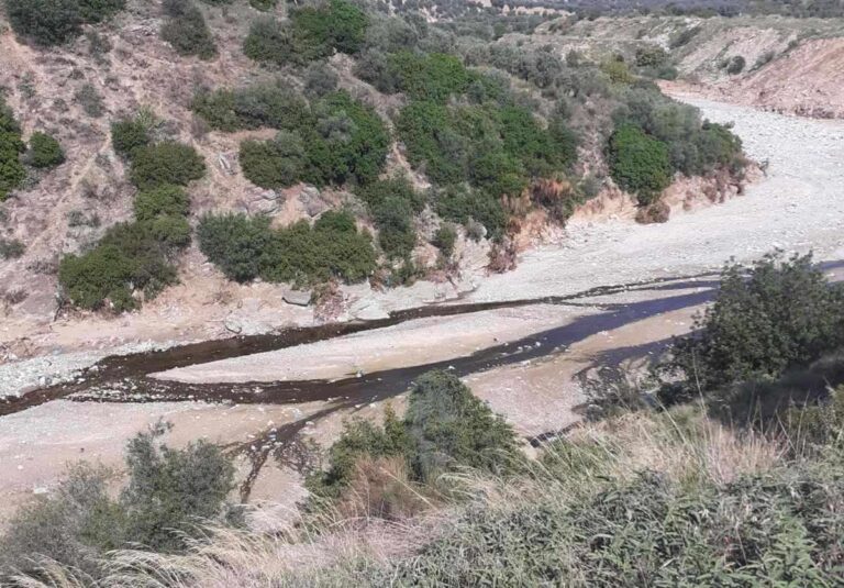 Π. Πασσαλής: Τα στραγγίδια του παλιού ΧΑΔΑ του Βόλου εξακολουθούν να ρέουν στον Ξηριά