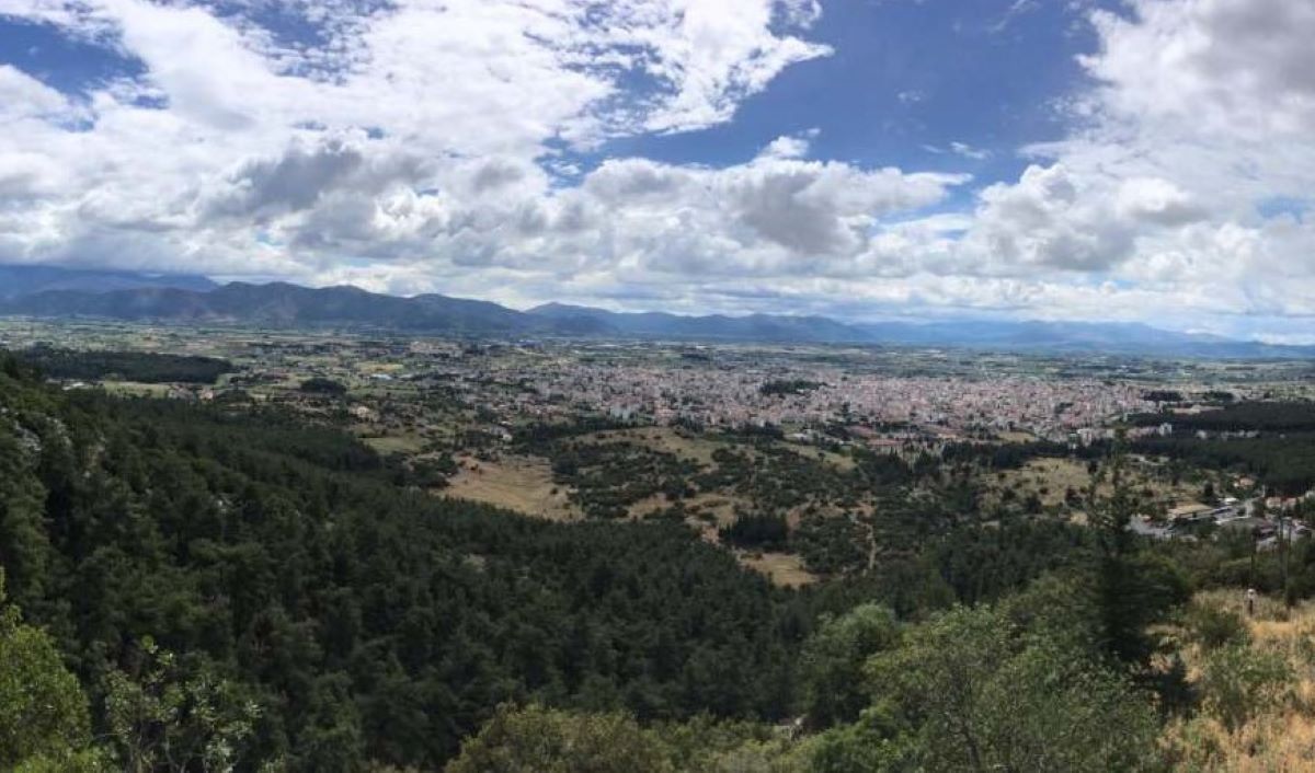 Περπάτημα στα μονοπάτια γύρω από την Τρίπολη με τον ΣΑΟΟ  