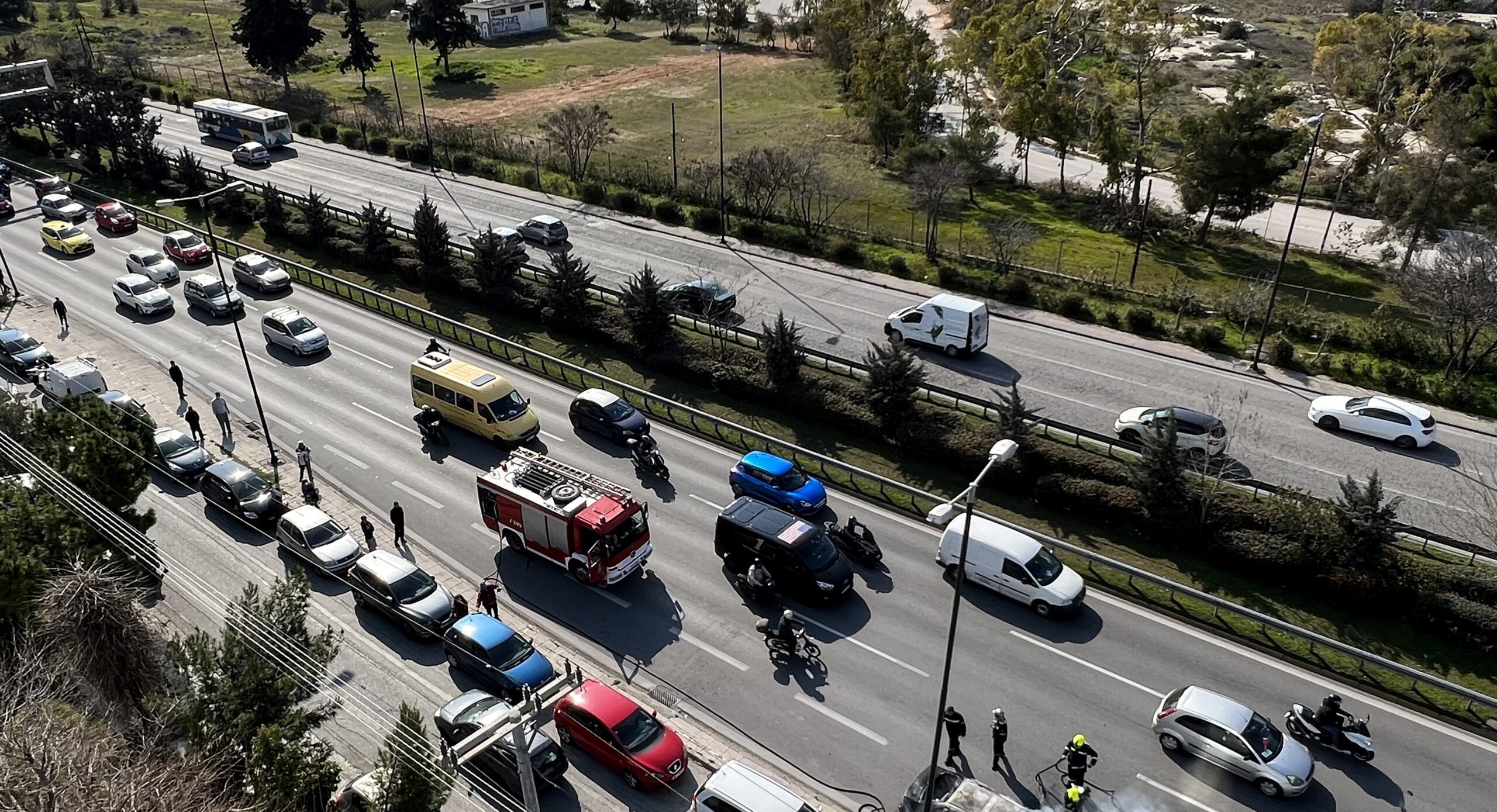 Γλυφάδα: Τροχαίο στη λ. Βουλιαγμένης – ΙΧ παρέσυρε 14χρονη – Τραυματίστηκε ελαφρά