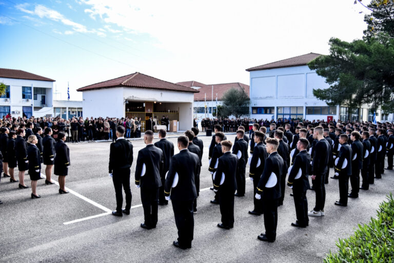 ΤΕΛΕΤΗ ΥΠΟΔΟΧΗΣ ΣΠΟΥΔΑΣΤΩΝ ΚΑΙ ΣΠΟΥΔΑΣΤΡΙΩΝ ΠΡΩΤΟΥ ΕΤΟΥΣ ΣΤΗΝ ΑΚΑΔΗΜΙΑ ΕΜΠΟΡΙΚΟΥ ΝΑΥΤΙΚΟΥ (ΑΕΝ ΗΠΕΙΡΟΥ) ΣΤΗΝ ΠΡΕΒΕΖΑ (ΓΙΩΡΓΟΣ ΕΥΣΤΑΘΙΟΥ / EUROKINISSI)