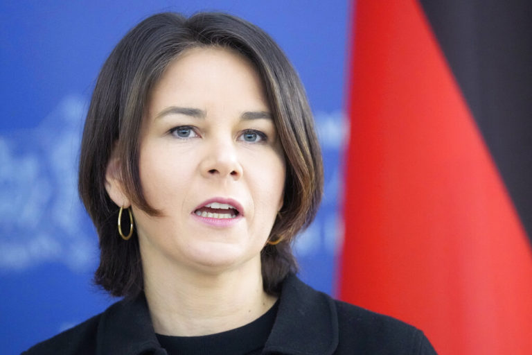 Αναλένα Μπέρμποκ: «Διαρκής ειρήνη στην Ευρώπη μπορεί να υπάρξει μόνο με την Ευρώπη»