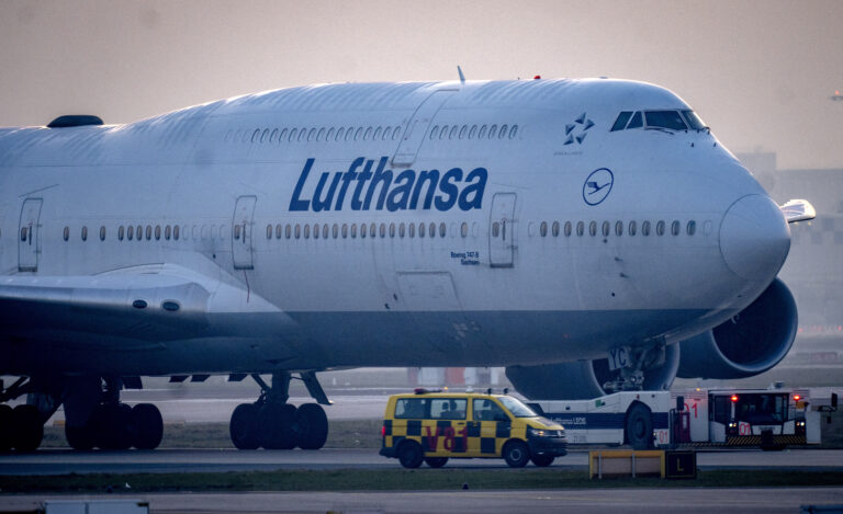 Η Lufthansa αναστέλλει προσωρινά τις πτήσεις από και προς τη Βηρυτό, εξαιτίας της «τρέχουσας κατάστασης στη Μ. Ανατολή»