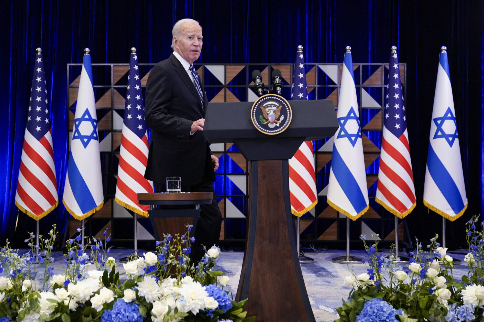 Ισραήλ: Ο Μπάιντεν λέει ότι «έθεσε δύσκολες ερωτήσεις» στον Νετανιάχου