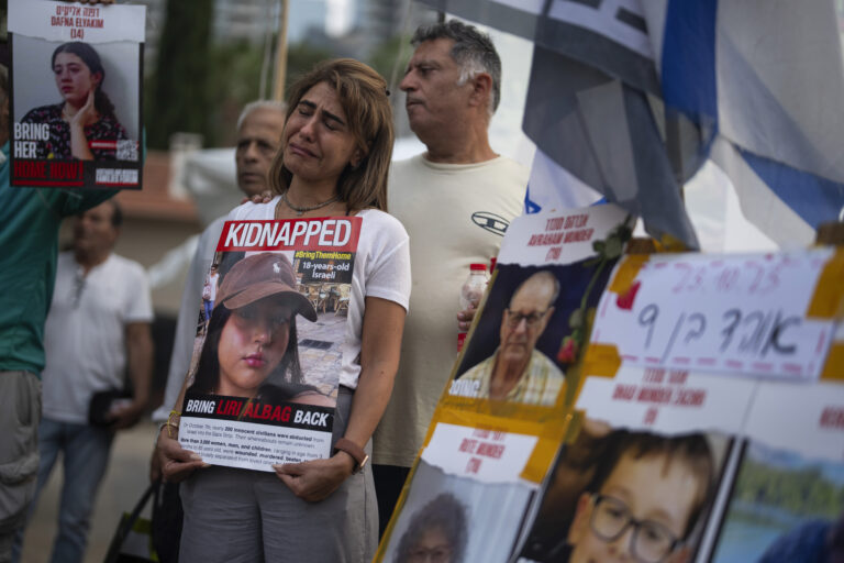 Κινητικότητα στις απελευθερώσεις ομήρων από την Χαμάς – Δεν θέλει να είναι μέρος μιας συμφωνίας «διακρίσεων» λέει το Ισραήλ