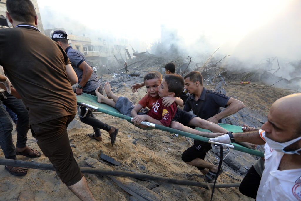Φυλλάδια του ισραηλινού στρατού έπεσαν στη Γάζα: «Η πόλη είναι πεδίο μάχης» – «Εκκενώστε προς τα νότια»