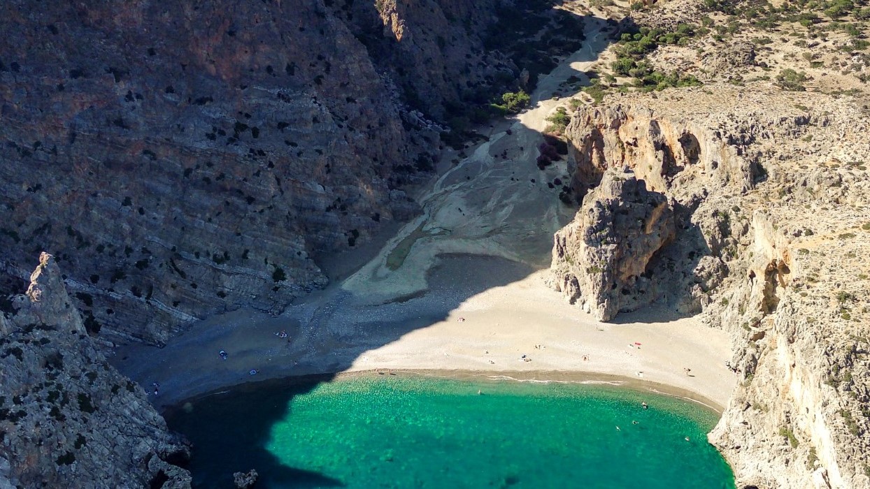 Ηράκλειο: Διπλός συναγερμός για μετανάστες στο Αγιοφάραγγο και στο Βαθύ- Εντοπίστηκαν πεζοί, βρέθηκε  σκάφος