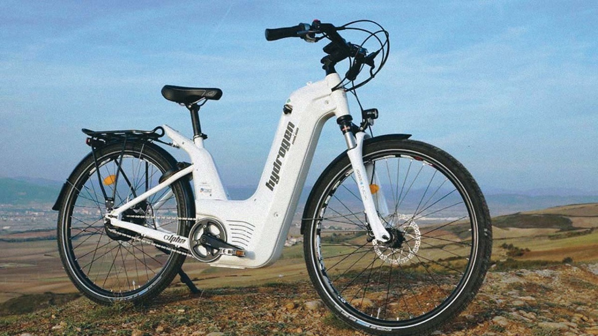 Ποδήλατο που κινείται με υδρογόνο έχει αυτονομία 60 λεπτών και «πιάνει» τα 25 χλμ. την ώρα