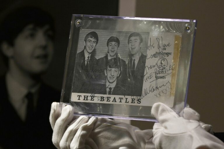  Ανέκδοτο τραγούδι των Beatles, το «Now and Then», θα κυκλοφορήσει στις 2 Νοεμβρίου