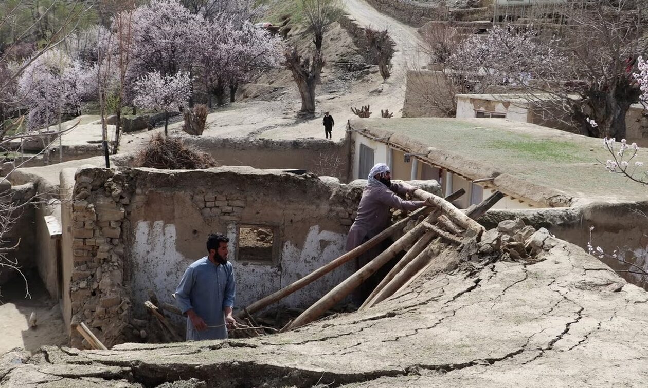 Αφγανιστάν: Τουλάχιστον 500 οι νεκροί από τον σεισμό