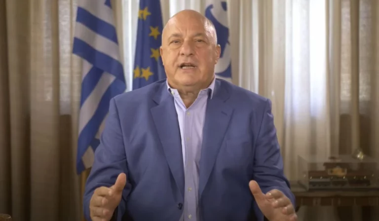 Προσπάθεια επηρεασμού μαθητών από εκπαιδευτικούς υπέρ αντίπαλου συνδυασμού καταγγέλλει ο Αχ. Μπέος – Τι απαντά η παράταξη του Ν. Παπαπέτρου