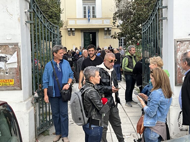 Βόλος: Αθώα τα μέλη της Επιτροπής κατά της καύσης αποριμμμάτων για παράνομη βία και διατάραξη οικιακής ειρήνης