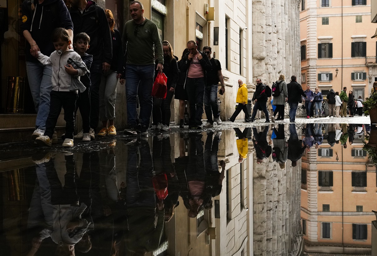 Ιταλία: Καταιγίδα έπληξε το Μιλάνο τα ξημερώματα