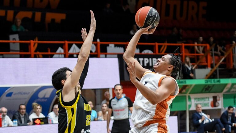 Μεγάλη εμφάνιση και νίκη 111-92 επί του Aμαρουσίου ο Προμηθέας που έκανε το 3Χ3