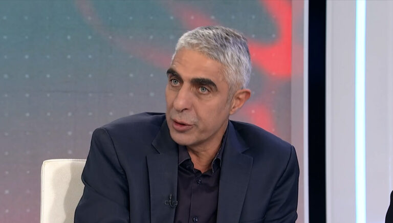 Γιώργος Τσίπρας στην ΕΡΤ για τα εσωκομματικά στον ΣΥΡΙΖΑ: Ας περιμένουμε να δούμε ποιοι και πόσοι θα φύγουν για άλλο κόμμα