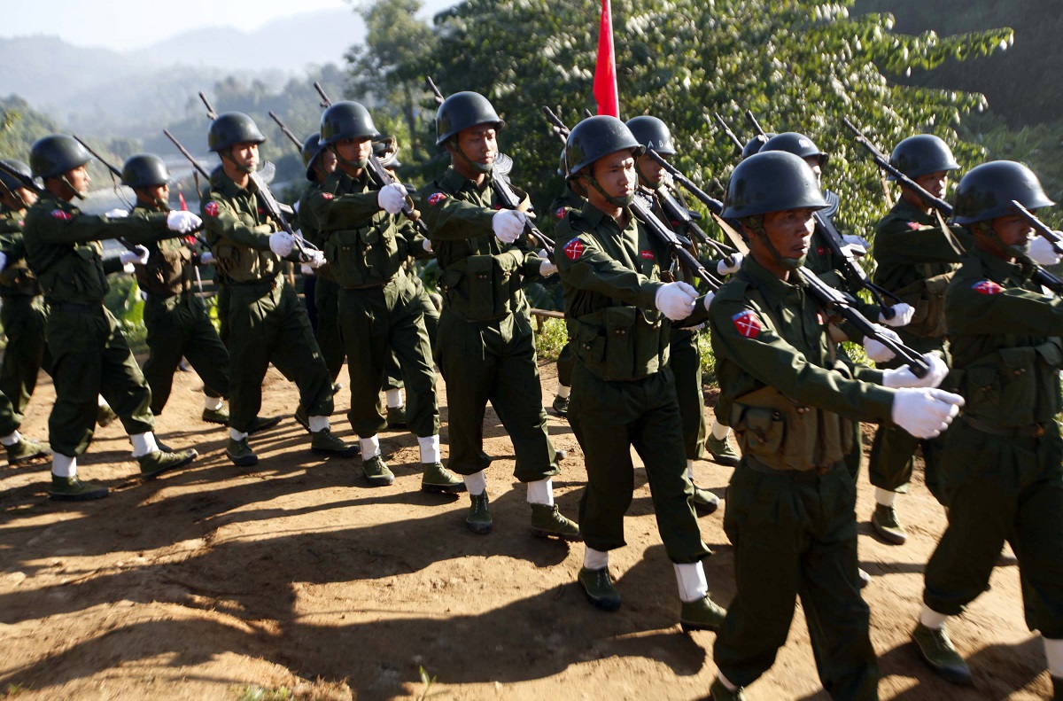 Μιανμάρ: Δεκάδες νεκροί σε επίθεση του στρατού στα βόρεια της χώρας