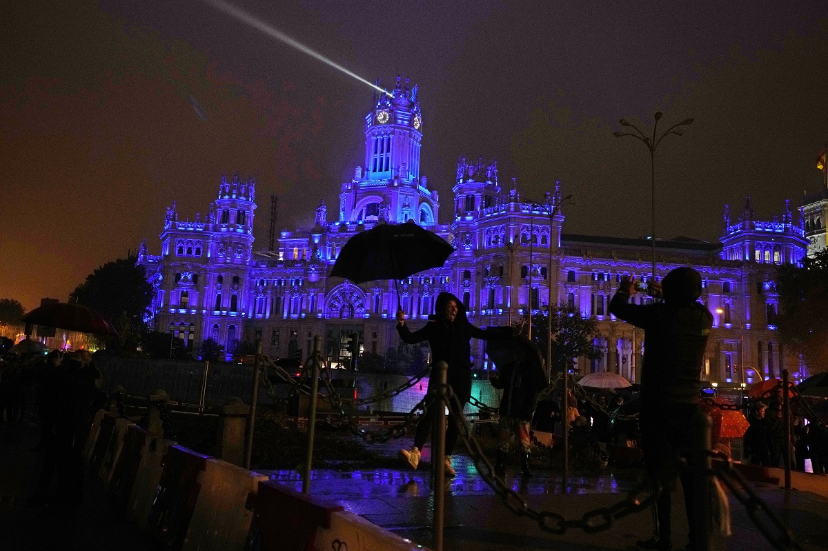 Ισπανία: Το φεστιβάλ του φωτός γιόρτασε την τρίτη και τελευταία του μέρα