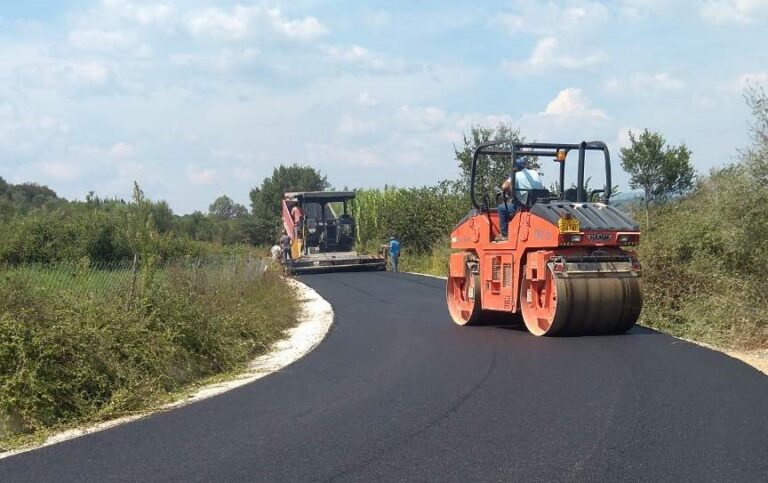 Κρέστενα: Σημαντικά έργα αγροτικής οδοποιίας