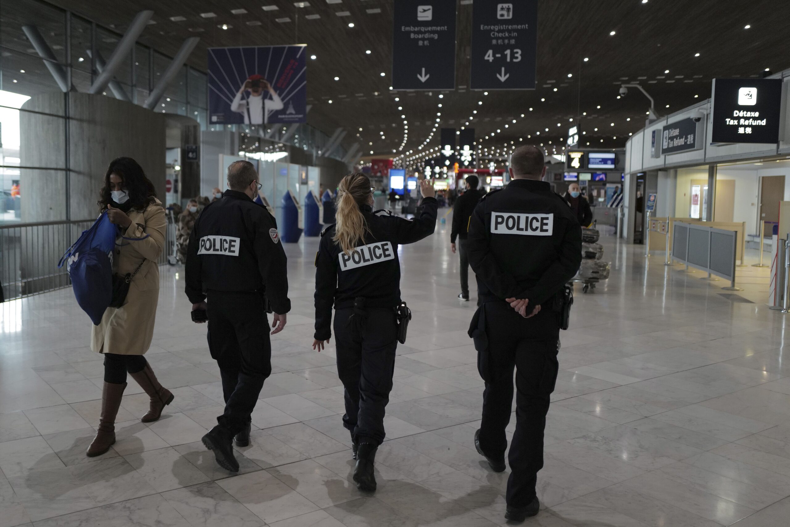 Γαλλία: Εκκενώνονται 6 αεροδρόμια μετά από απειλές για βόμβα