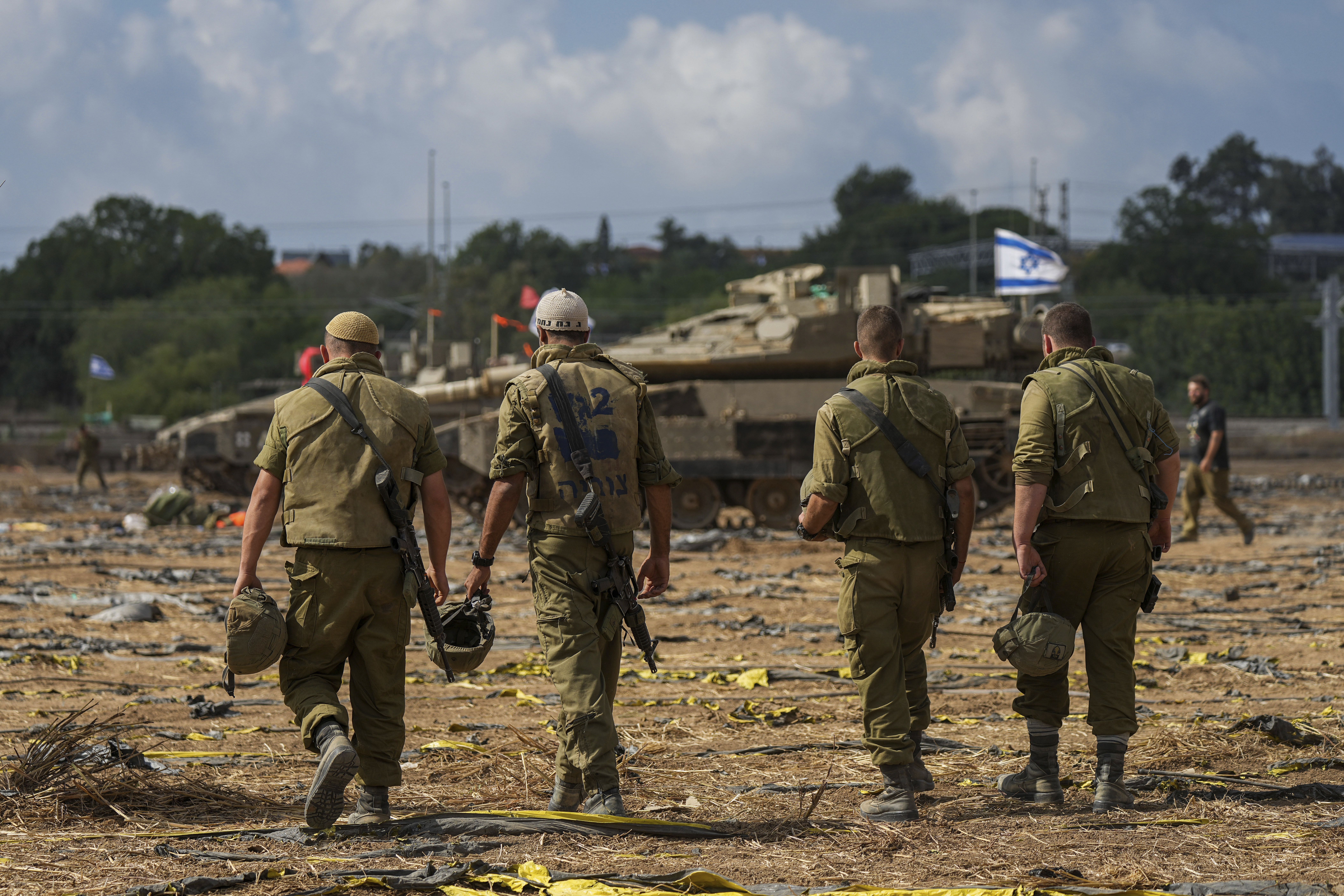 Ισραηλινός στρατός: Η Χεζμπολάχ σέρνει τον Λίβανο στον πόλεμο