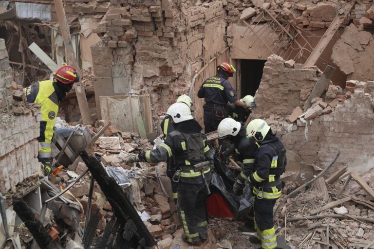 Ουκρανία: Νέοι ρωσικοί βομβαρδισμοί στο Χάρκοβο – Νεκρό 10χρονο αγόρι