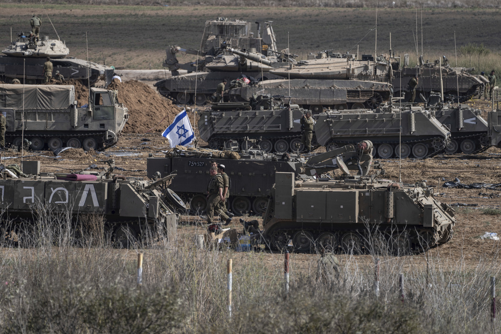 Σε θέση μάχης ο ισραηλινός στρατός για εισβολή στη Γάζα – Στο Τελ Αβίβ ο Αμερικανός ΥΠΕΞ για κρίσιμες διαβουλεύσεις