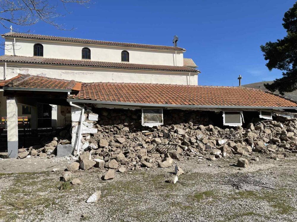 Προεκλογική εκμετάλλευση του θρησκευτικού συναισθήματος των πολιτών καταγγέλλει η Μητρόπολη Λαρίσης & Τυρνάβου