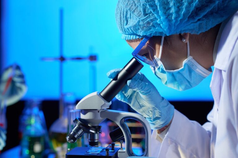 Βρετανία: Δόθηκε έγκριση στην πρώτη στον κόσμο γονιδιακή θεραπεία για αιματολογικές παθήσεις