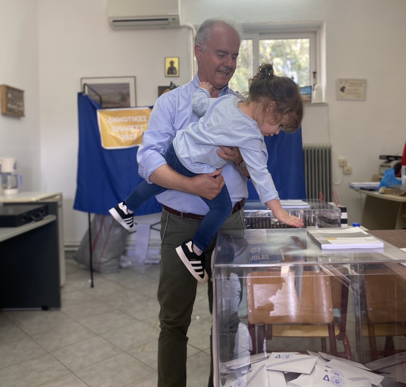 Δήμος Τεμπών: Άνετη επανεκλογή του Γ. Μανώλη