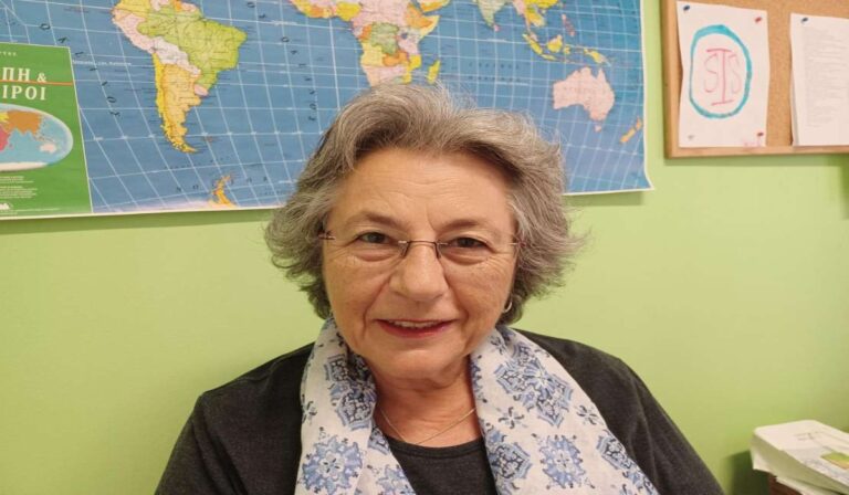 Οικονόμου: Προσβάσιμη η ψηφιοποιημενη λίστα υιοθετημενων ομογενών