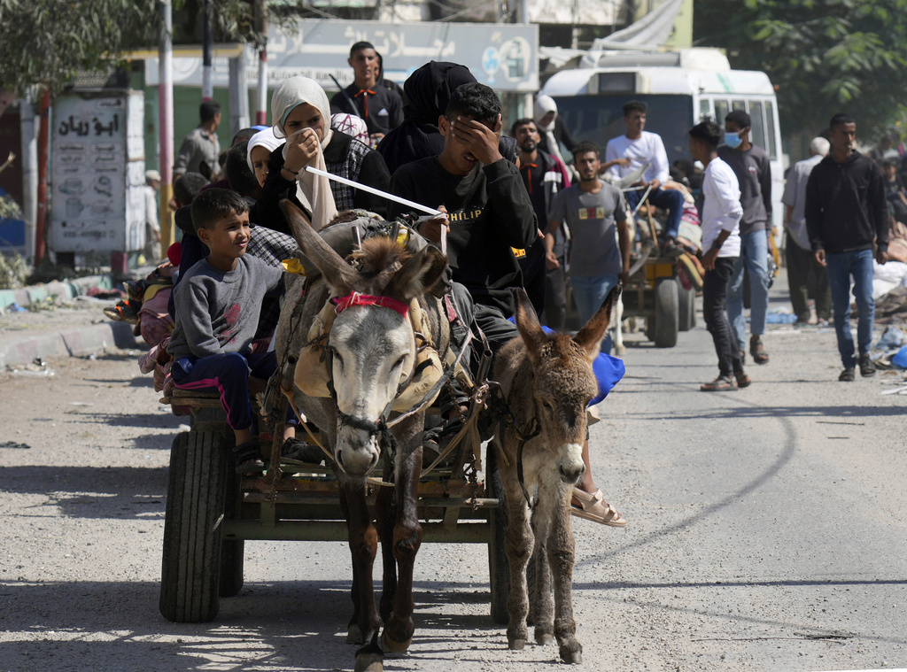«Η Γάζα σπρώχνεται στην άβυσσο» – Πώς σχολιάζει την εκκένωση των αμάχων στέλεχος του ΟΗΕ