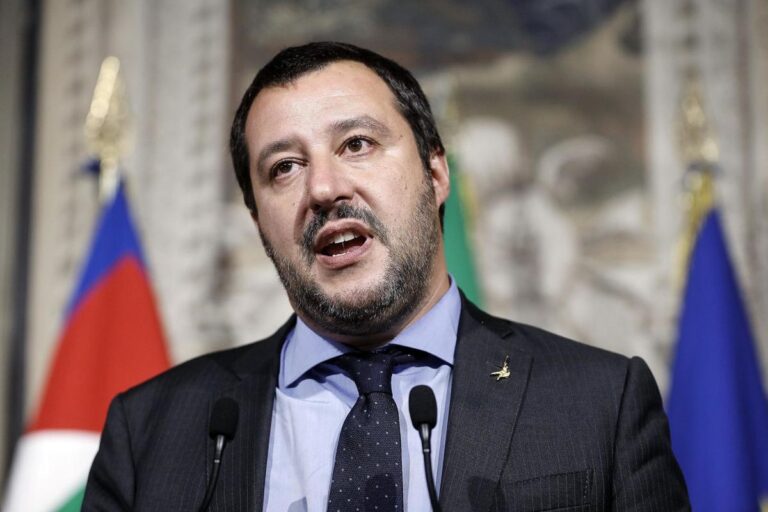 Open Arms: Η εισαγγελία του Παλέρμο ζήτησε να καταδικαστεί σε έξι χρόνια φυλάκισης ο Ματέο Σαλβίνι