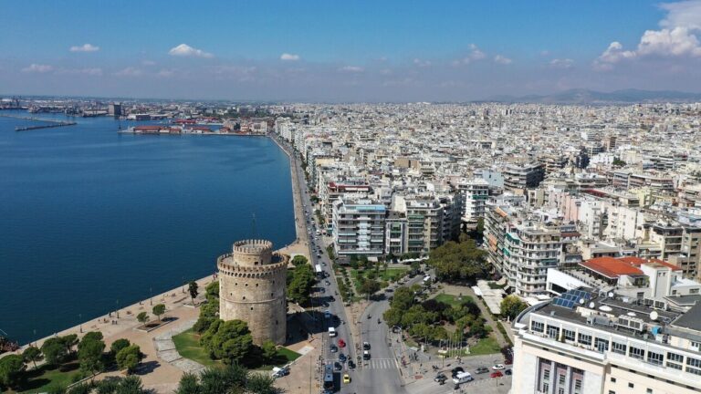 Θεσσαλονίκη: Άσκησαν το εκλογικό τους δικαίωμα οι υποψήφιοι για τον κεντρικό δήμο