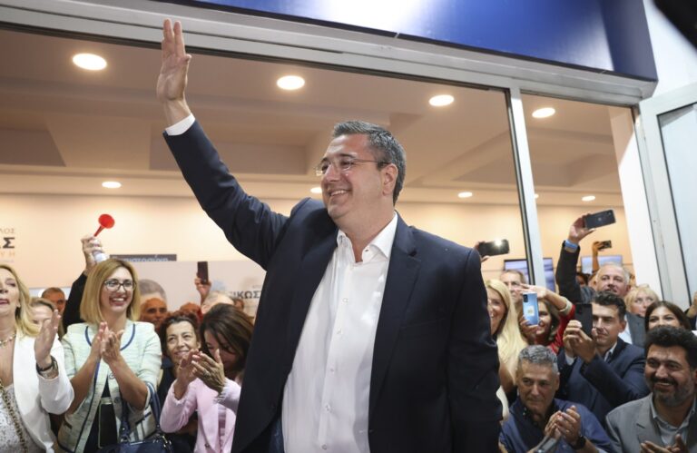 Απ. Τζιτζικώστας: «Αυτή την εμπιστοσύνη σας δεν πρόκειται να την προδώσω ποτέ»