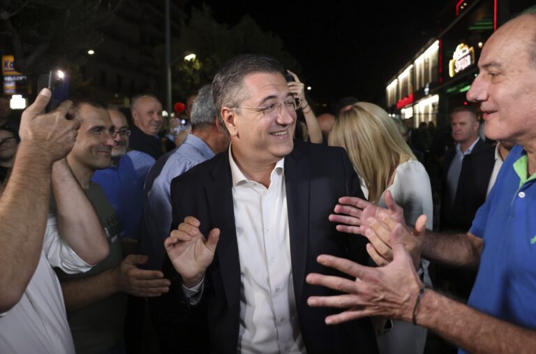 Περιφερειακές εκλογές: Μεγάλη νίκη Τζιτζικώστα στην Κεντρική Μακεδονία με ποσοστό άνω του 60%