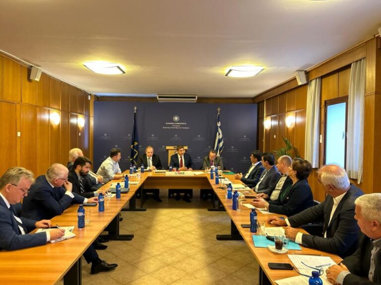 Συνάντηση Λ. Αυγενάκη με Δ.Σ. ΕΘΕΑΣ για τη Θεσσαλία