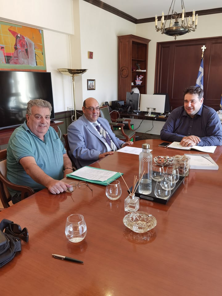 Συναντήσεις Δημάρχου Δυτικής Λέσβου με Υπουργούς για Βρίσα και το Κλειστό Γυμναστήριο Καλλονής