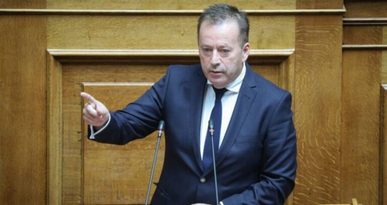 Την υπαγωγή 22 επιχειρήσεων από την πλημμυροπαθή Θεσσαλία, στον αναπτυξιακό νόμο ζητά ο Β. Κόκκαλης