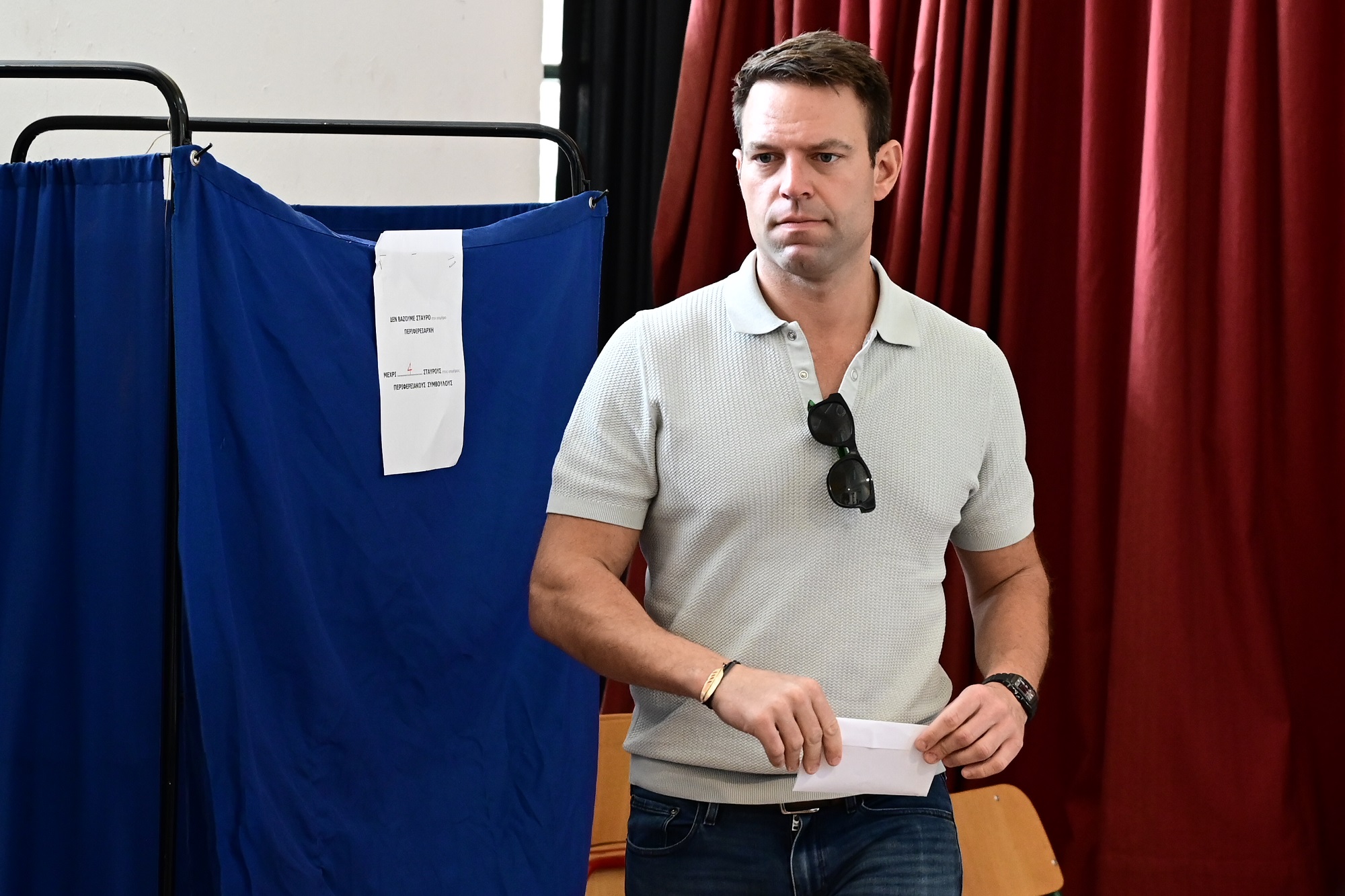 ΔΗΜΟΤΙΚΕΣ ΚΑΙ ΠΕΡΙΦΕΡΕΙΑΚΕΣ ΕΚΛΟΓΕΣ 2023 / ΨΗΦΟΦΟΡΙΑ ΑΠΟ ΤΟΝ ΠΡΟΕΔΡΟ ΤΟΥ ΣΥΡΙΖΑ ΣΤΕΦΑΝΟ ΚΑΣΣΕΛΑΚΗ(ΜΙΧΑΛΗΣ ΚΑΡΑΓΙΑΝΝΗΣ/EUROKINISSI)