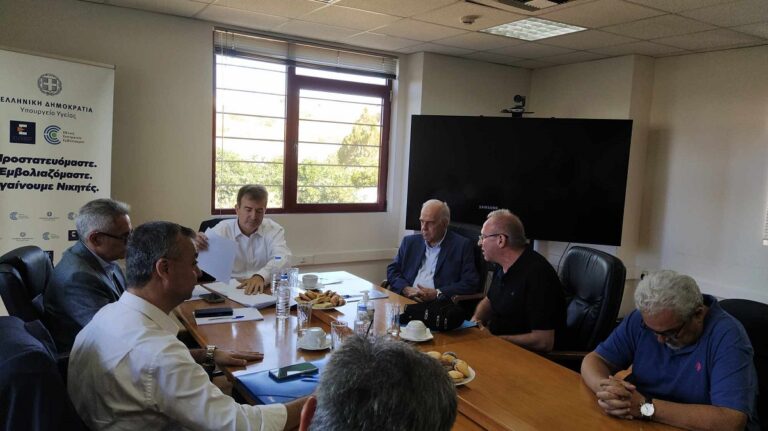 Ιωάννινα: Επίσκεψη Μ. Χρυσοχοΐδη στο Πανεπιστημιακό και Περιφερειακό Νοσοκομείο