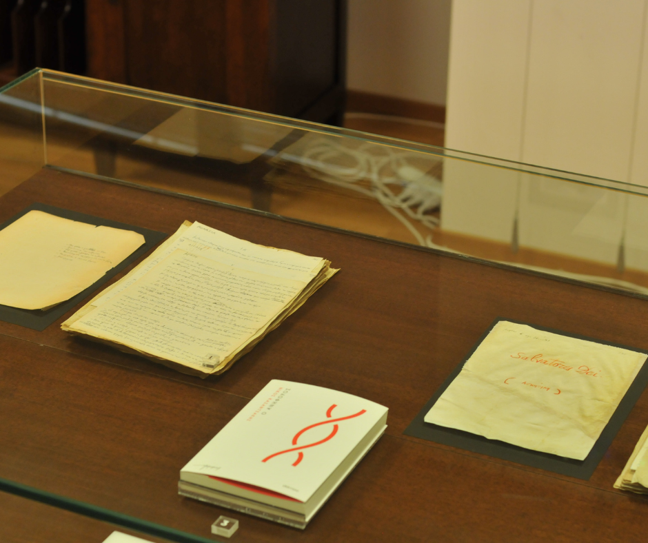Ηράκλειο: Εμπλουτισμένη με νέα τεκμήρια η έκθεση για τον Ν. Καζαντζάκη στην Βικελαία  Βιβλιοθήκη