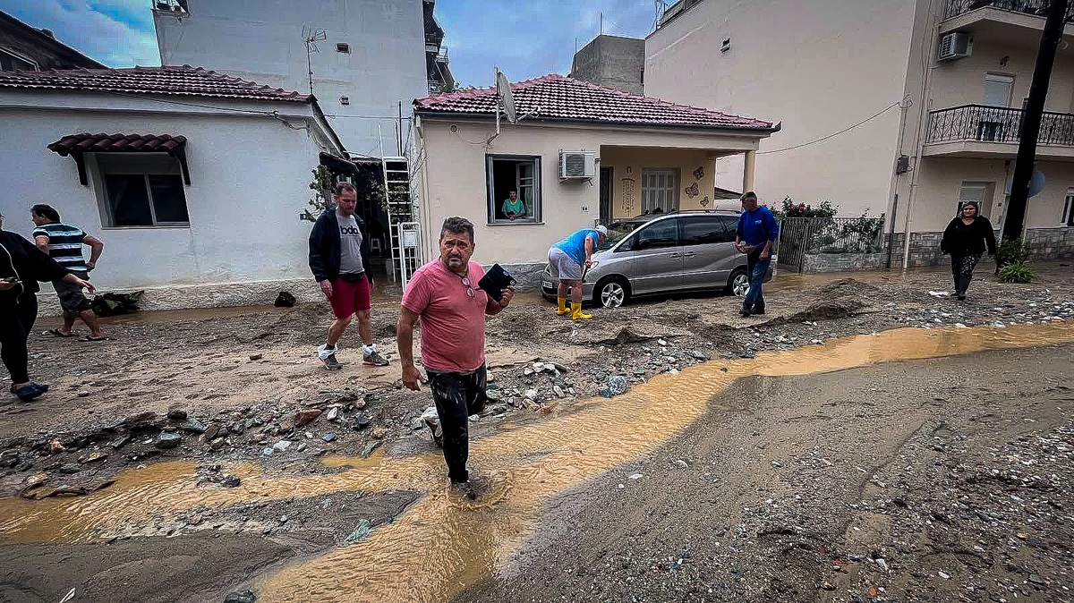 Εξάμηνη αναστολή πλειστηριασμών για τους πληγέντες από τις φυσικές καταστροφές στη Θεσσαλία
